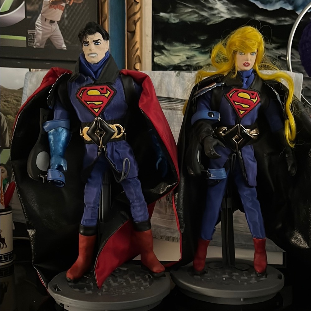 Kids toys collection:Superhero Duo Action Figures with Capes